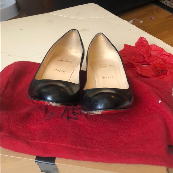 Christian Louboutin - Picture 1 of 5